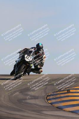 media/Dec-15-2023-Apex Assassins (Fri) [[91f19fb1c7]]/Trackday 1/Session 4 (Turn 12)/